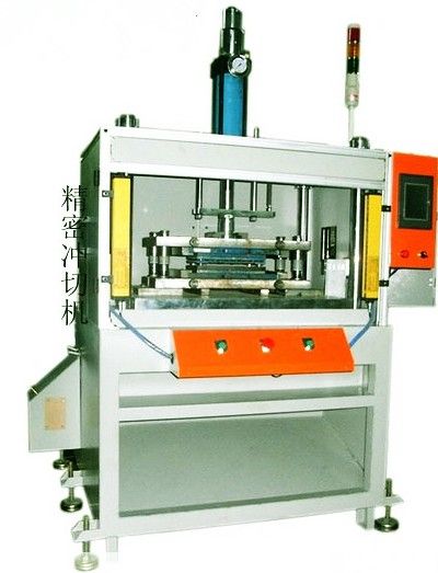 數(shù)控分切機(jī)