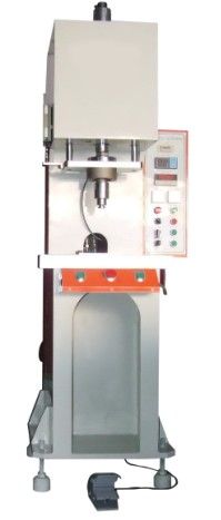 小弓形油壓機(jī)